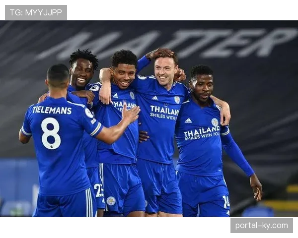 布莱顿高压逼抢与数据流控球，黑店模式持续输出小妖